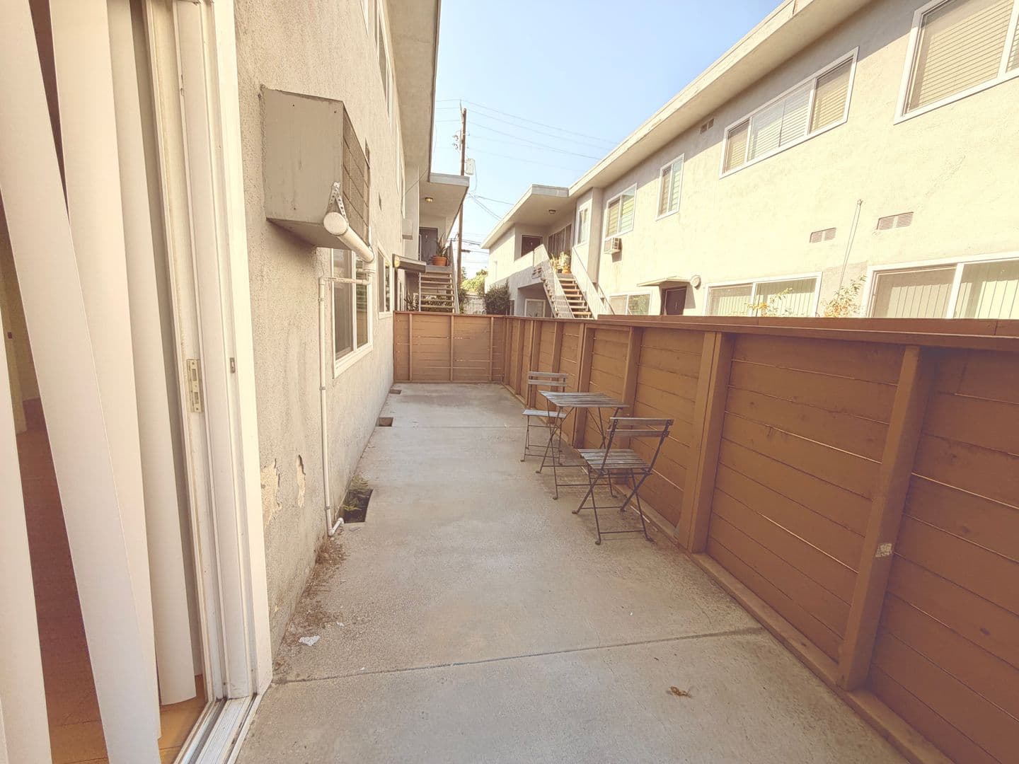 Los Angeles Apartment: 2023-27 Preuss Rd.