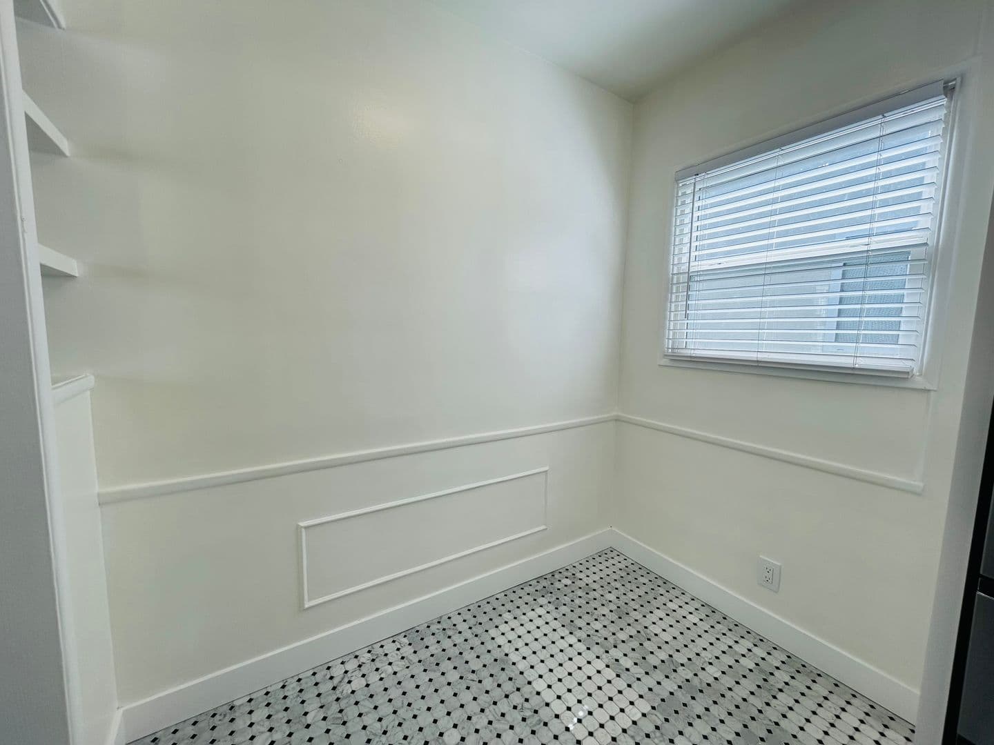 Marina Del Rey Apartment: 738 Washington Blvd.