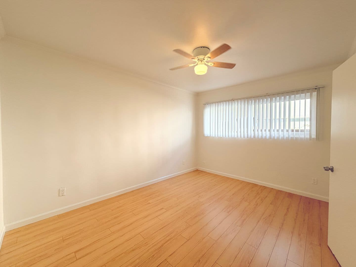 Los Angeles Apartment: 2023-27 Preuss Rd.