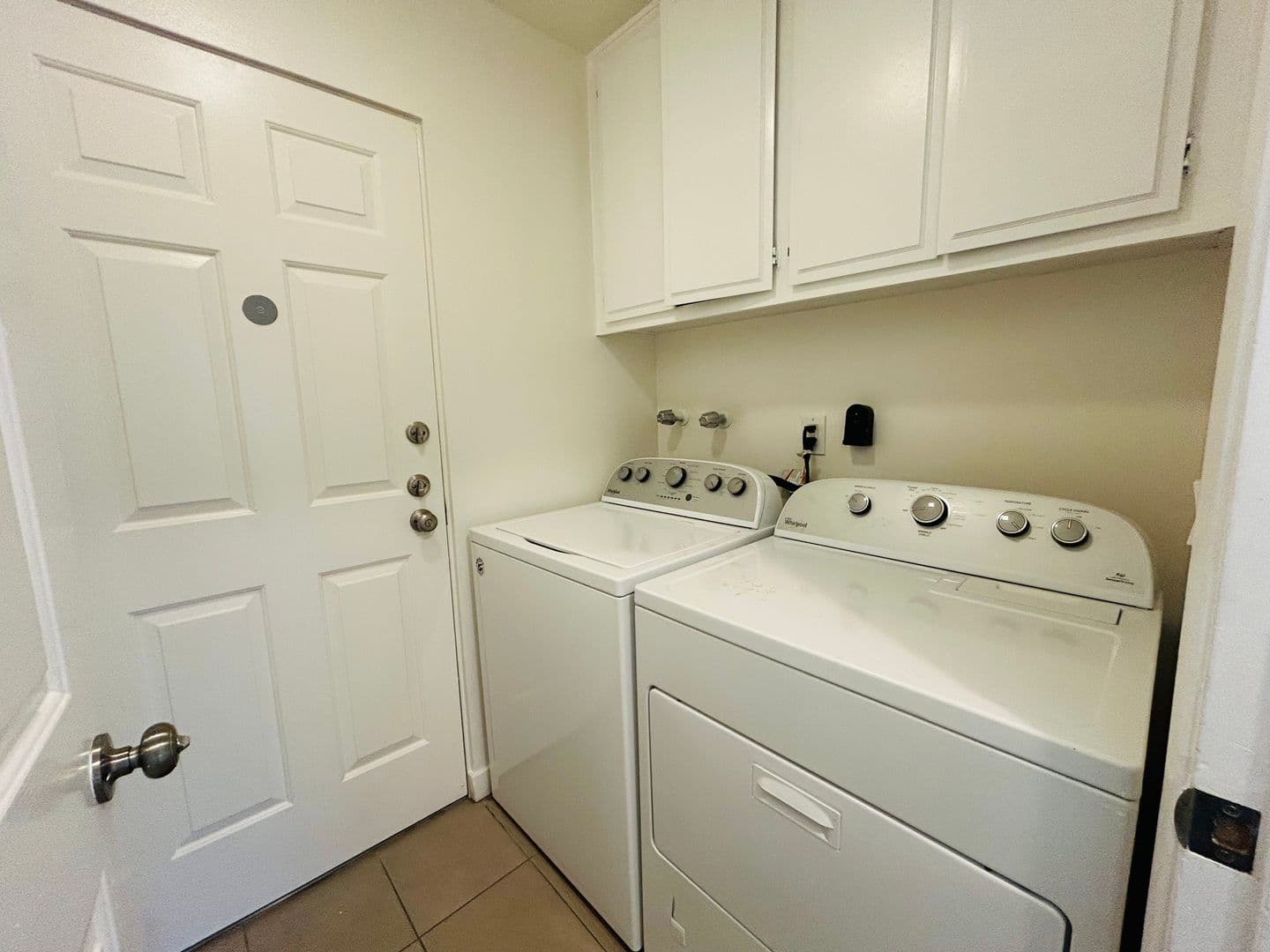 Los Angeles Apartment: 8815 W. 3rd St.