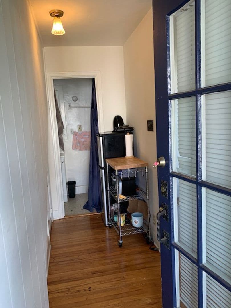 South Pasadena Apartment: 1415 Bank  Street