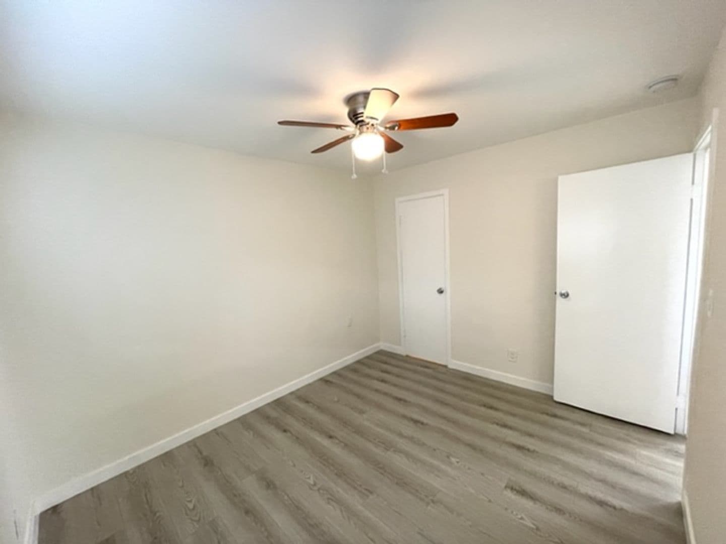 Pasadena Apartment: 1518 El Sereno Ave