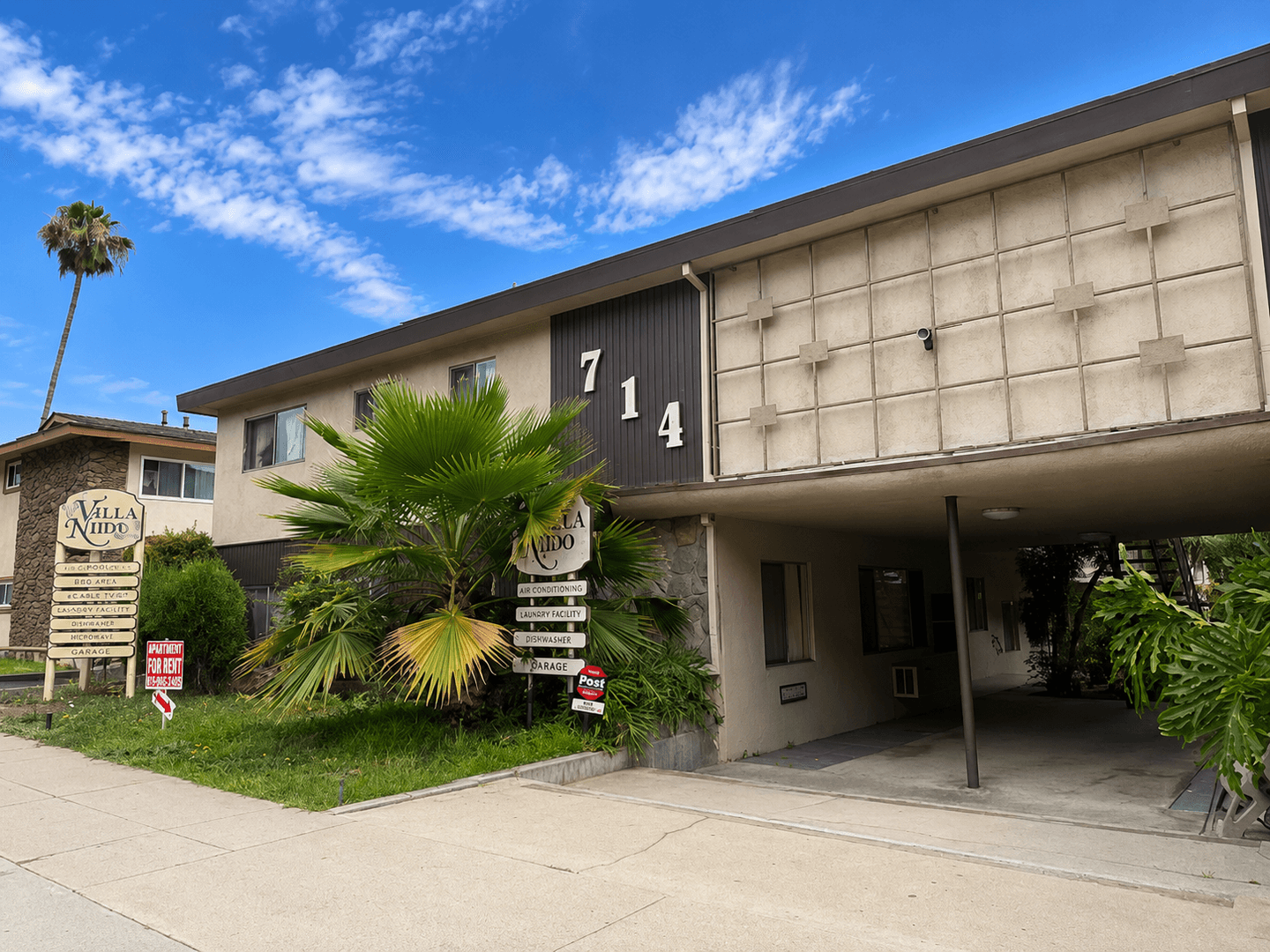 Monrovia Apartment: 714 W Foothill Blvd.