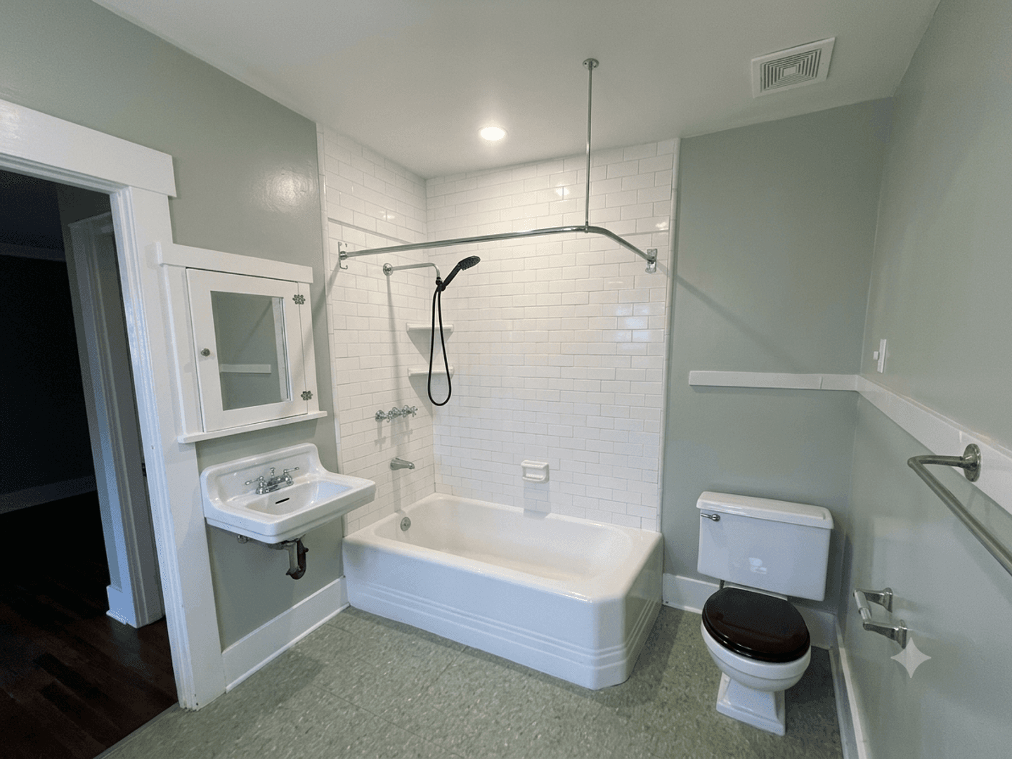 Pasadena Apartment: 1278 N Hudson Ave