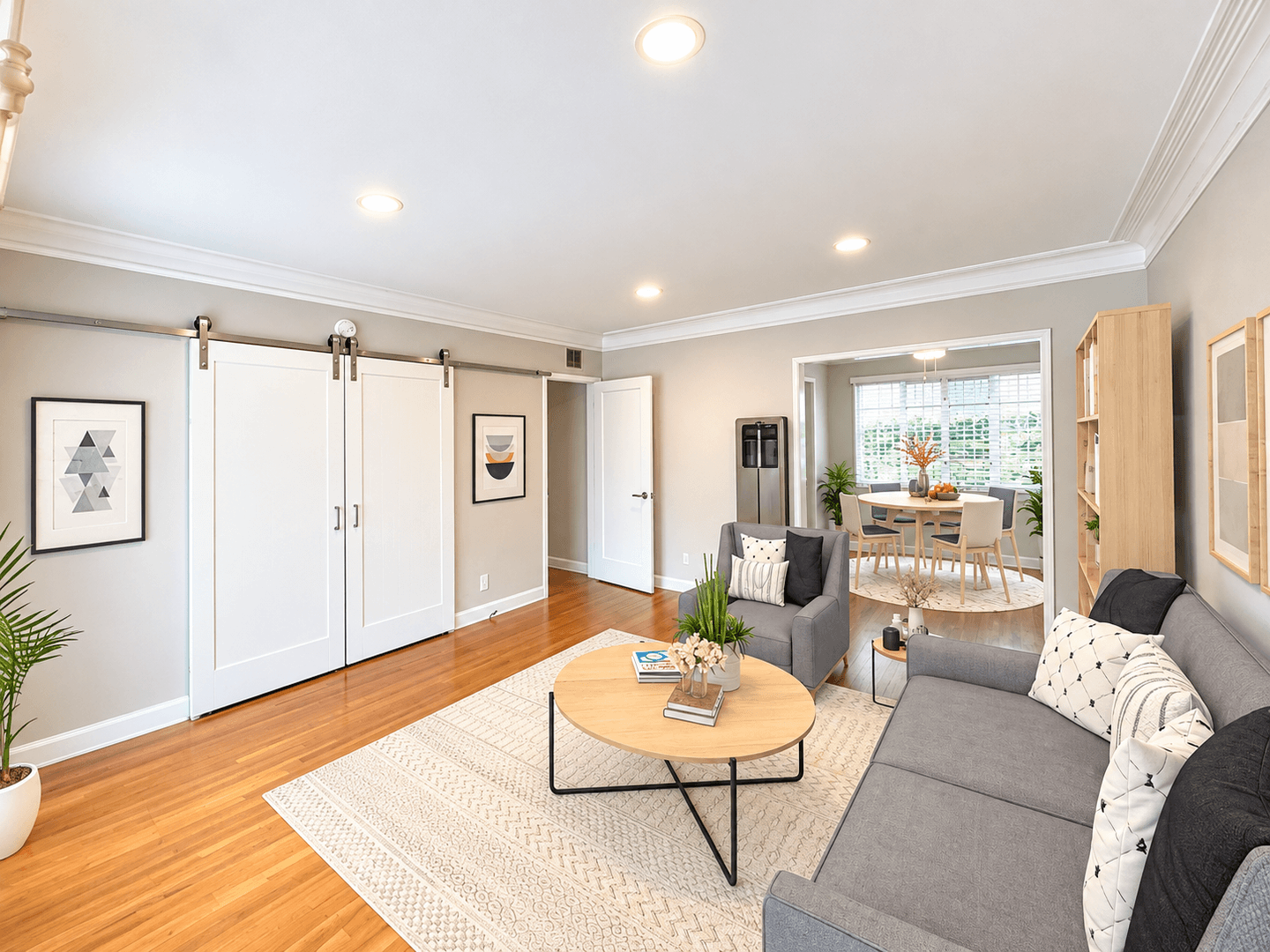 Montrose Apartment: 2318  Mira Vista Ave.