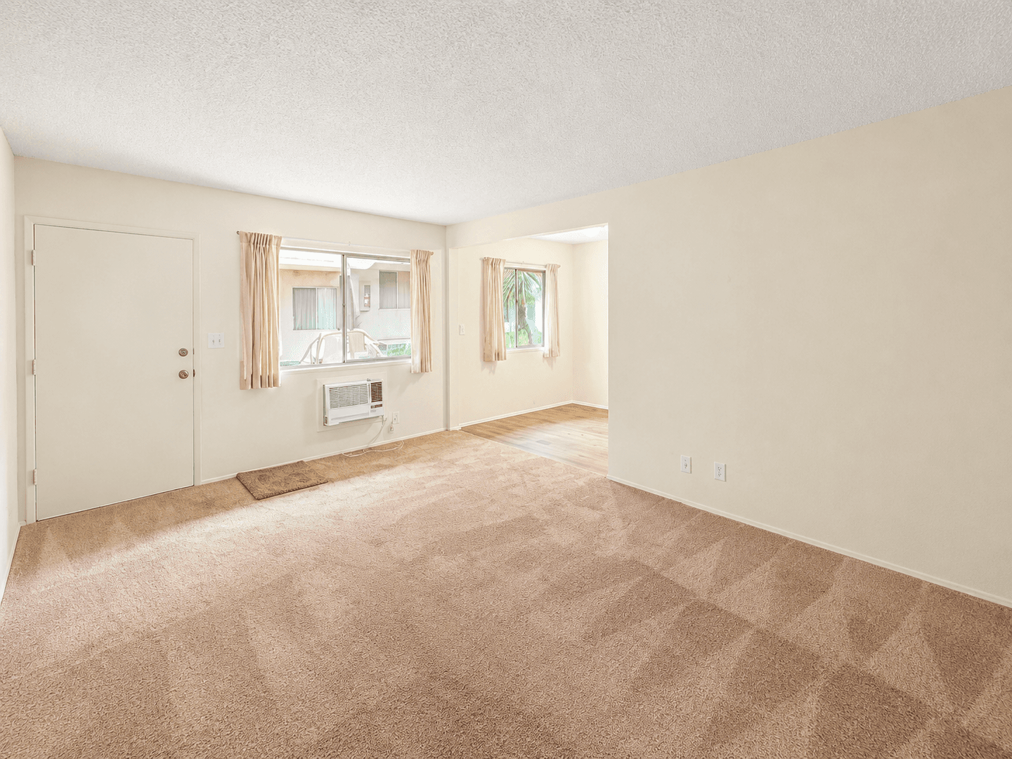 Monrovia Apartment: 714 W Foothill Blvd.