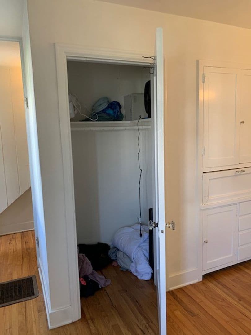 South Pasadena Apartment: 1415 Bank  Street