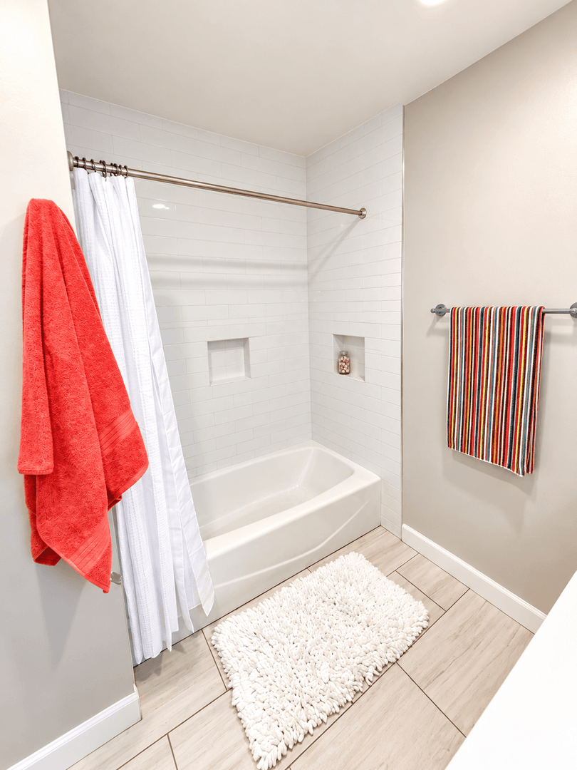 Montrose Apartment: 2318  Mira Vista Ave.