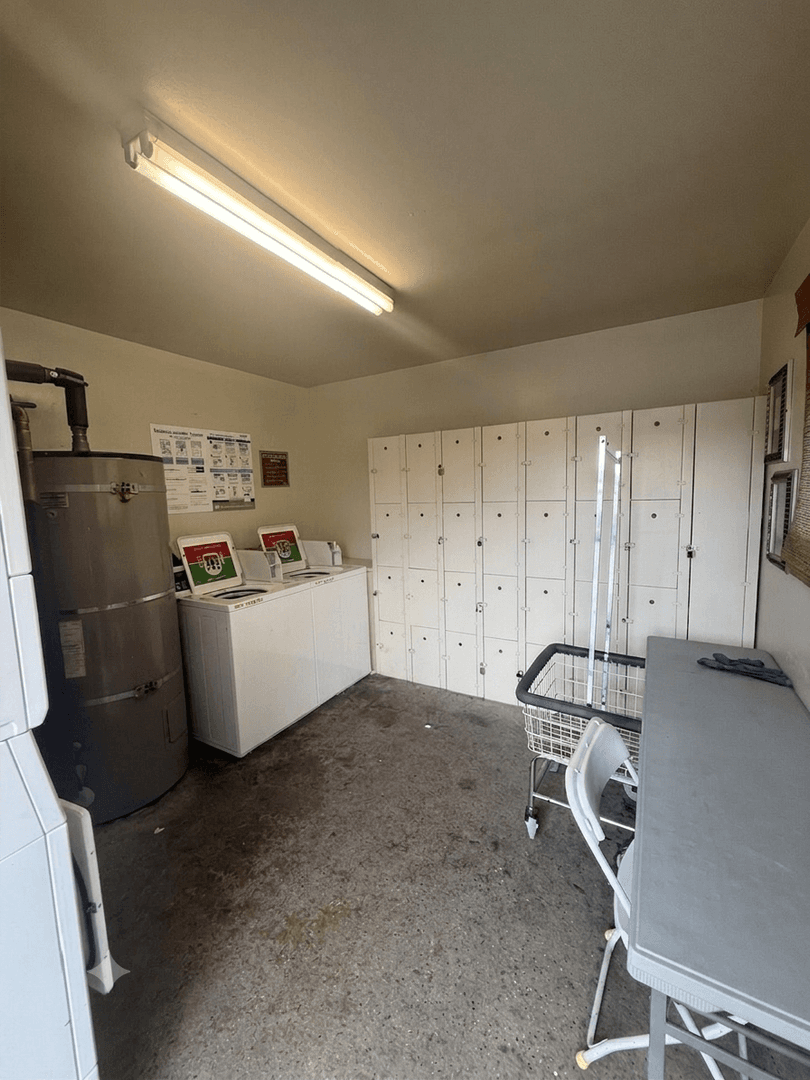 Monrovia Apartment: 714 W Foothill Blvd.