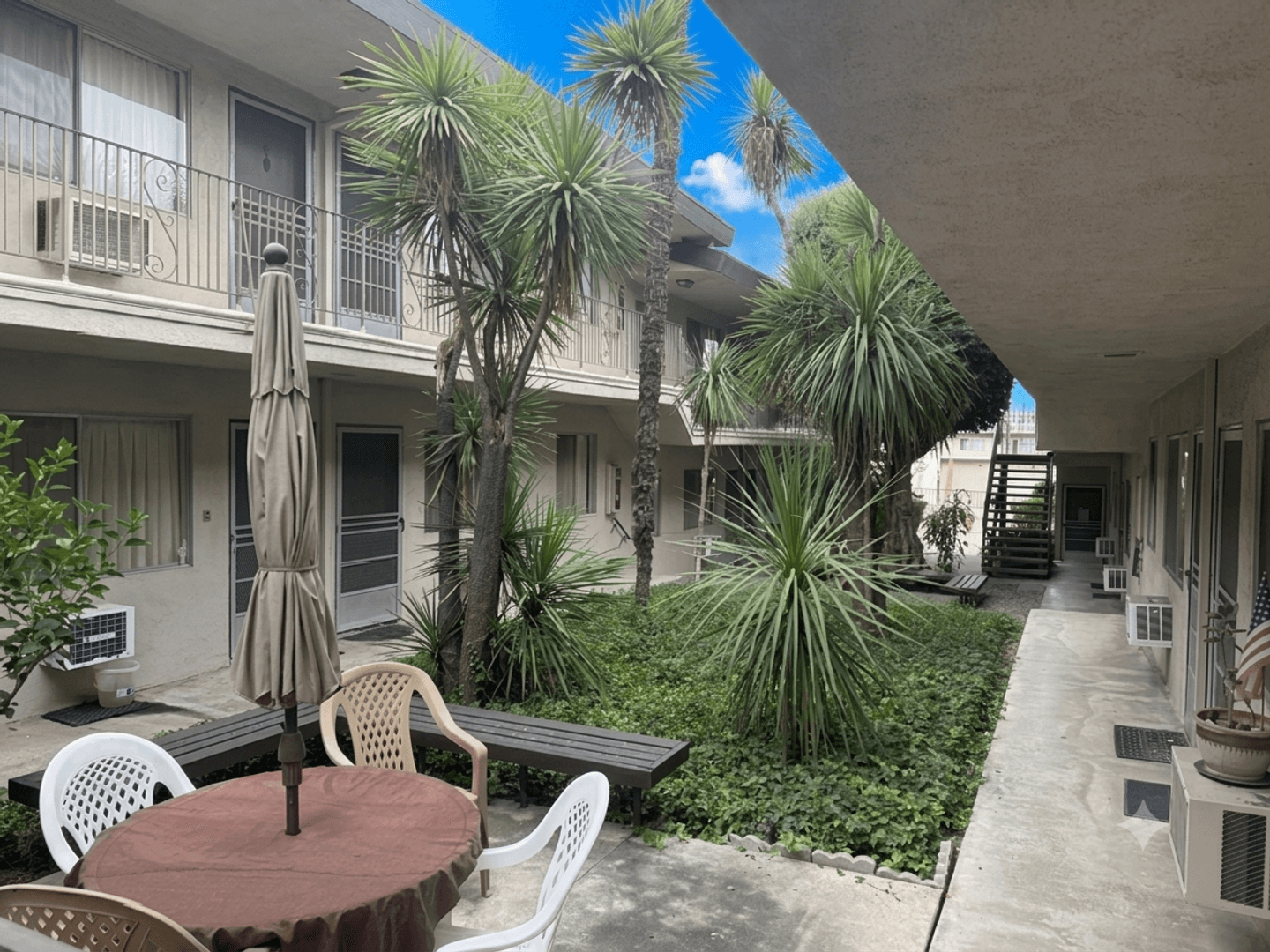 Monrovia Apartment: 714 W Foothill Blvd.