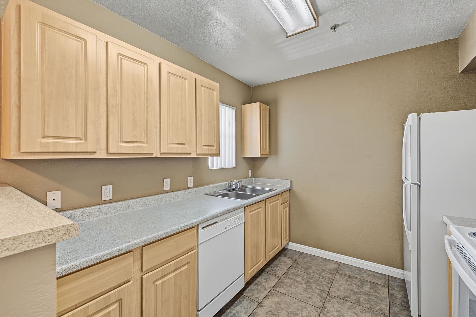 LAS VEGAS House: 6955 N DURANGO #3082