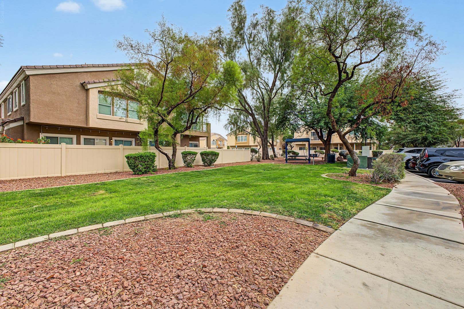 Henderson House: 6592 Strolling Plains Ln #101