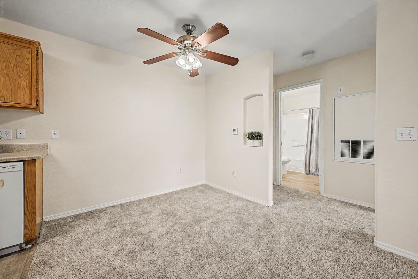 LAS VEGAS House: 4730 E CRAIG RD BLDG #5 UNIT #2029