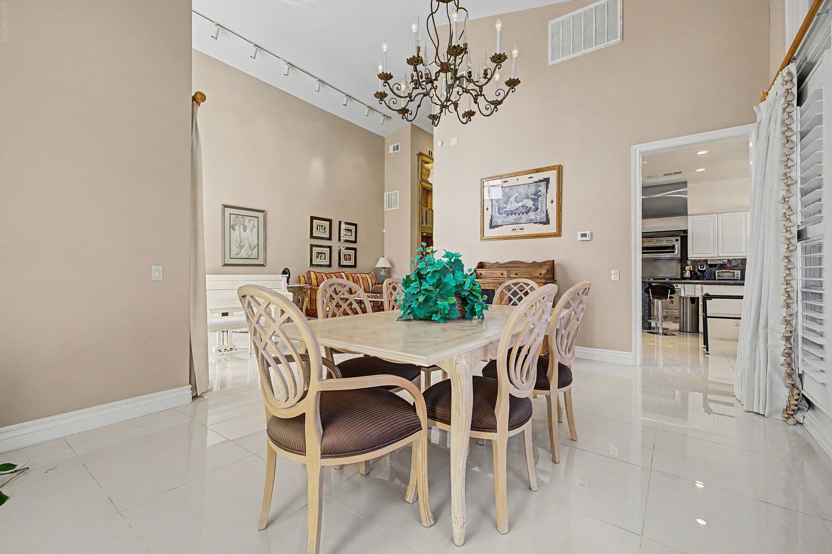 LAS VEGAS House: 1105 BROADMOOR AVE