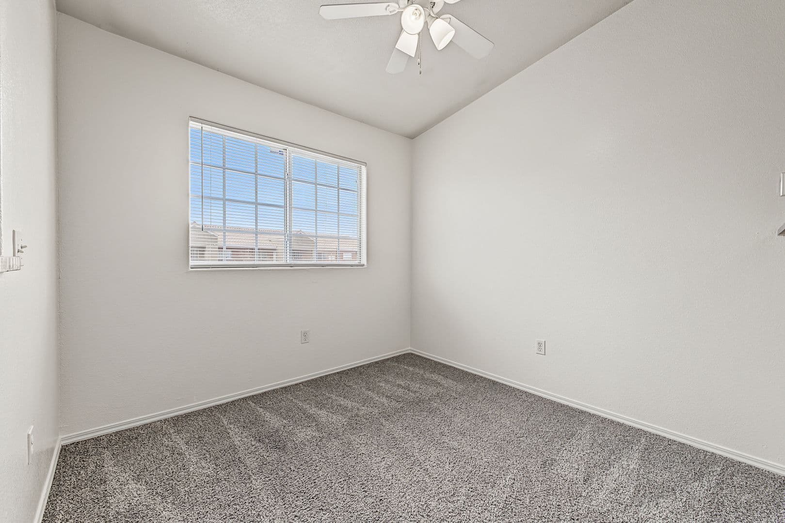 LAS VEGAS House: 4730 E CRAIG RD  BLDG #29 UNIT #2169