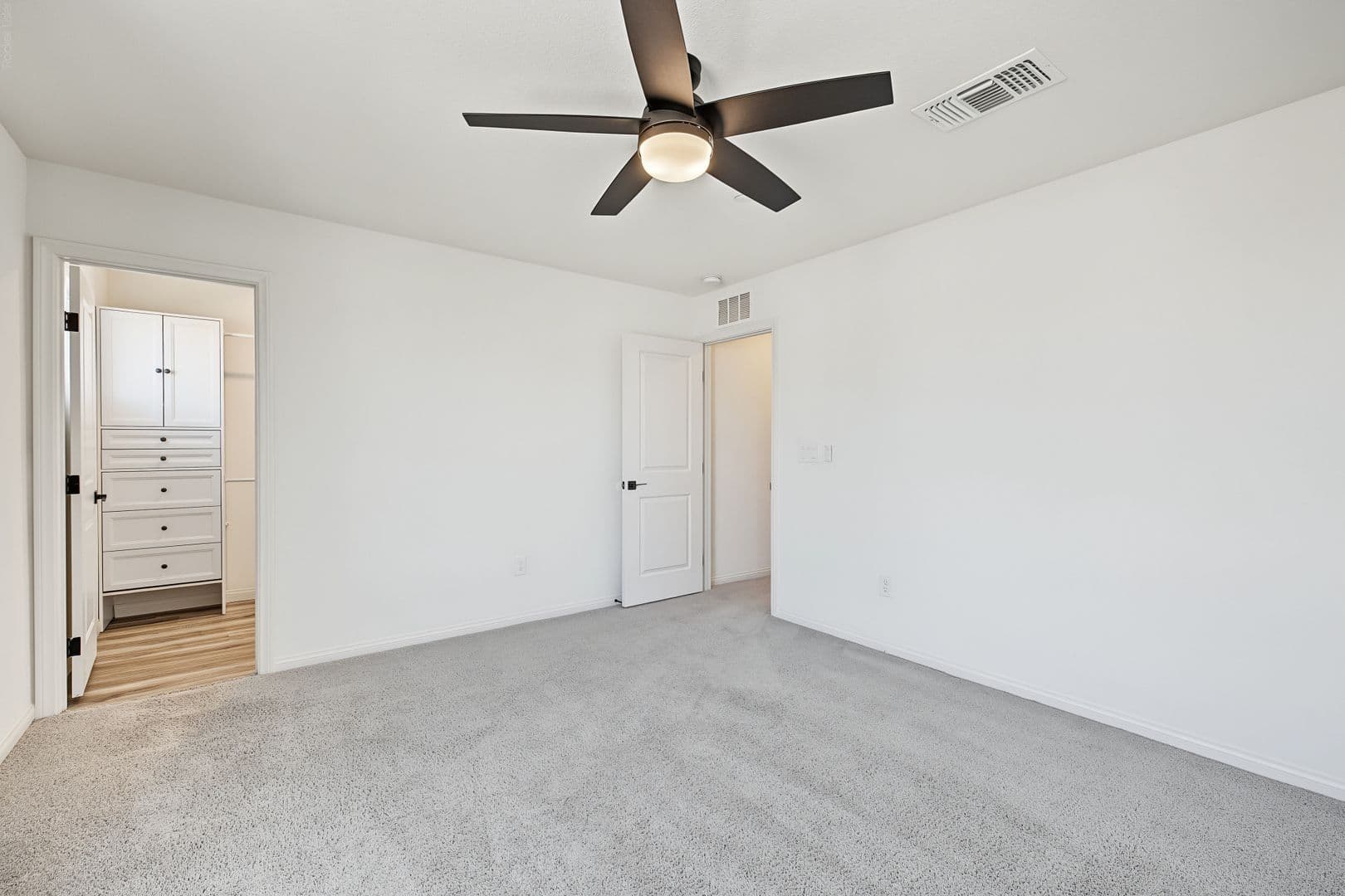 Las Vegas House: 10207 Canyon Mantle St