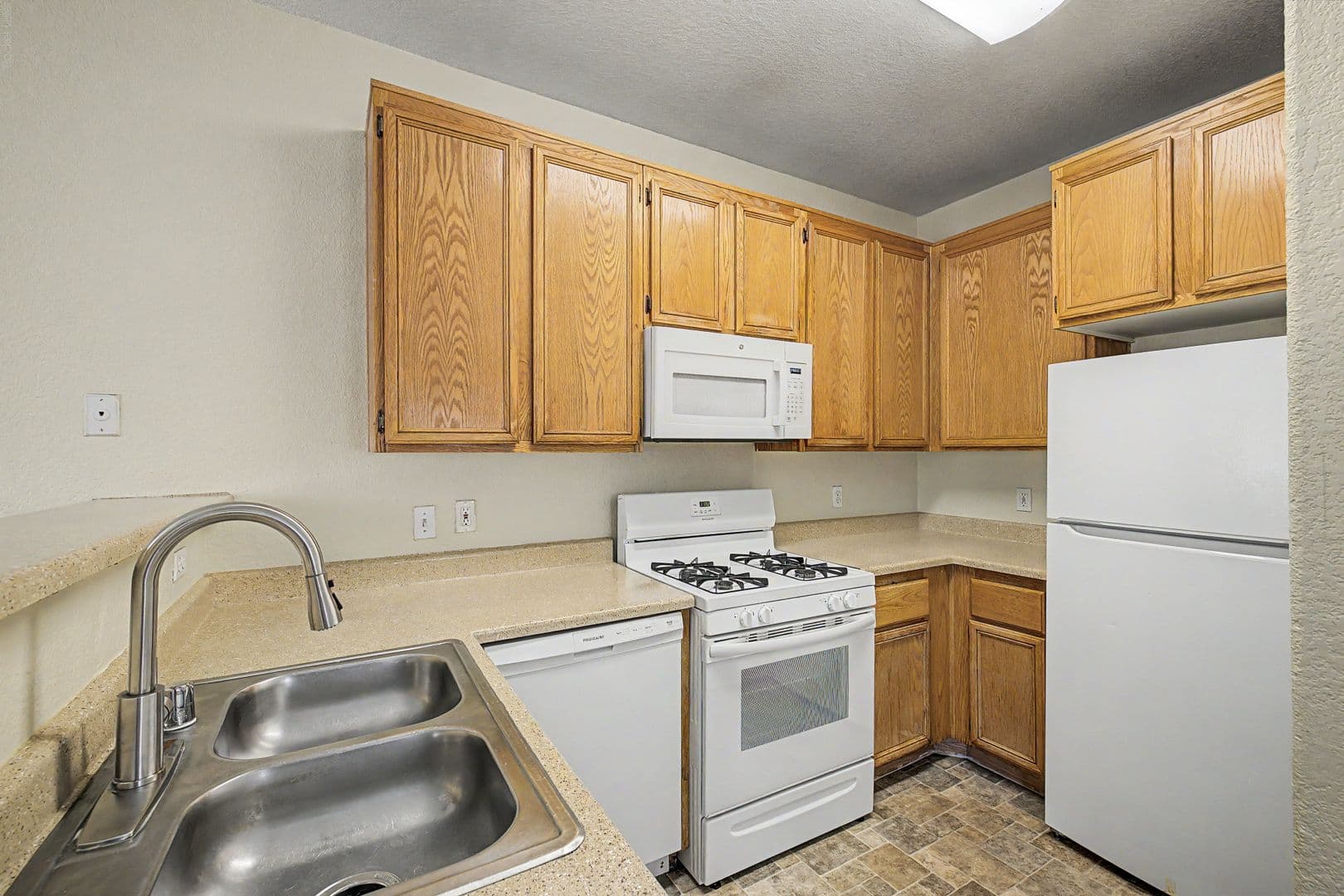 LAS VEGAS House: 4730 E CRAIG RD BLDG #16 UNIT #1091