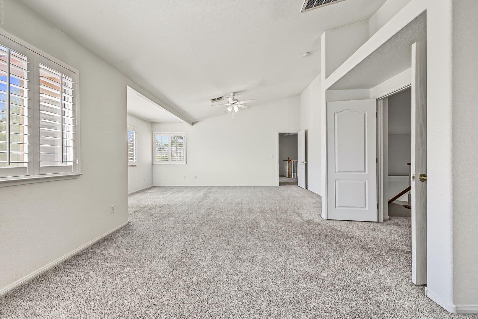 LAS VEGAS House: 6125 MARKLEHAM