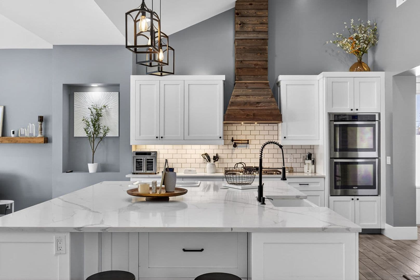 Las Vegas House: 5865 Egan Crest Dr