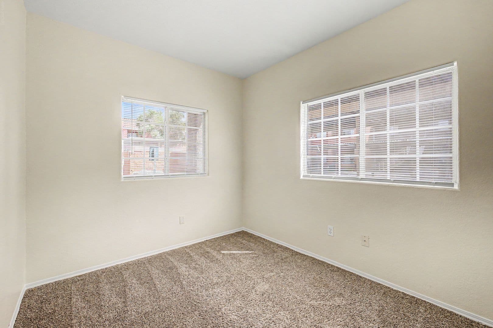 LAS VEGAS House: 4730 E CRAIG RD BLDG #16 UNIT #1091