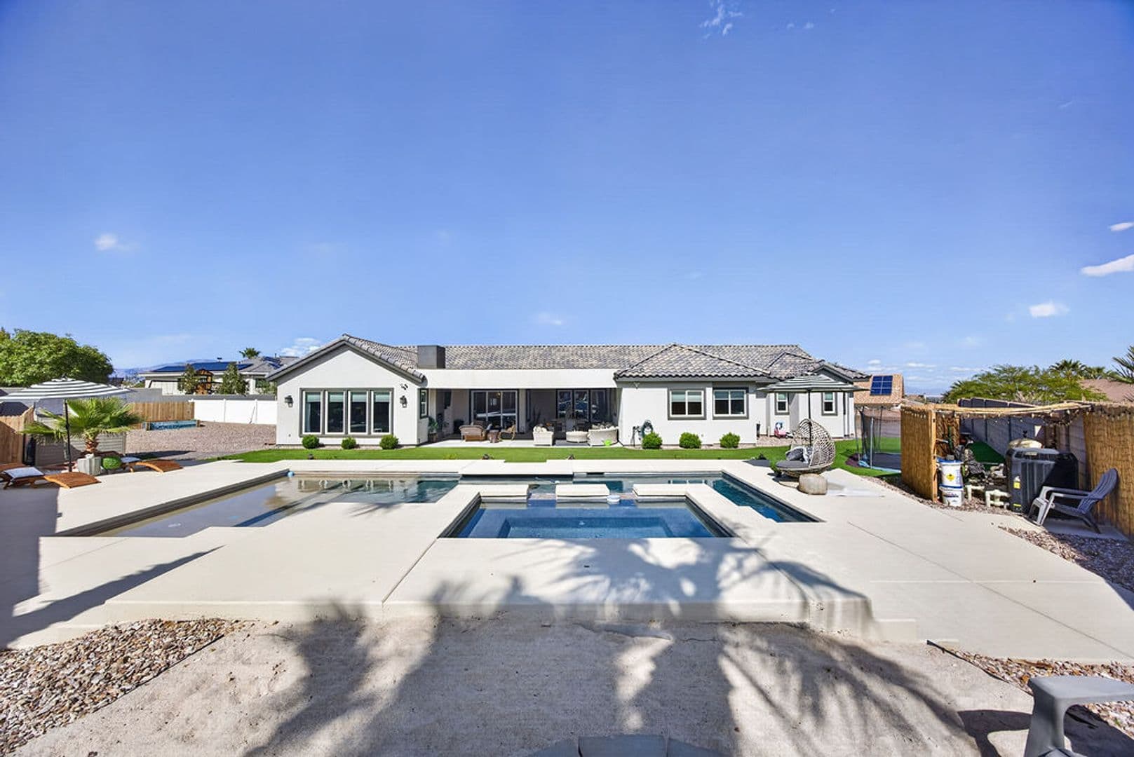 Las Vegas House: 5865 Egan Crest Dr