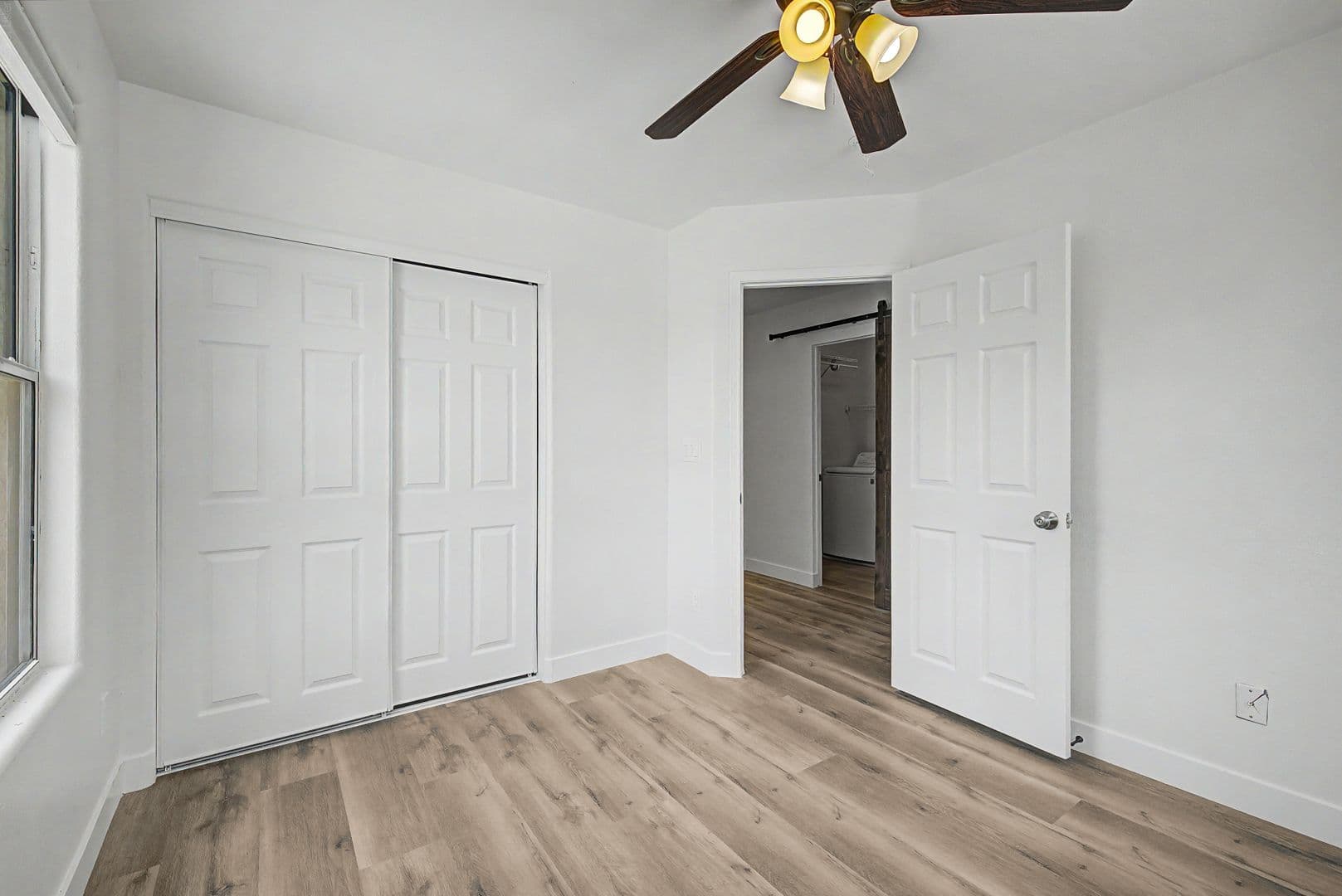 LAS VEGAS House: 8168 NEW LEAF AVE