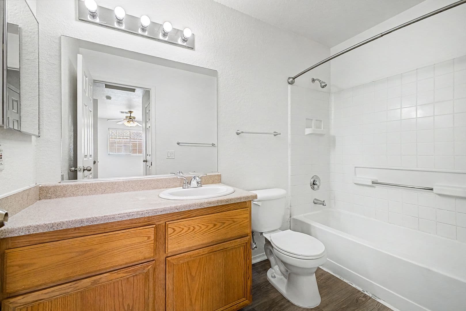 LAS VEGAS House: 4730 E CRAIG RD BLDG #16 UNIT #2096