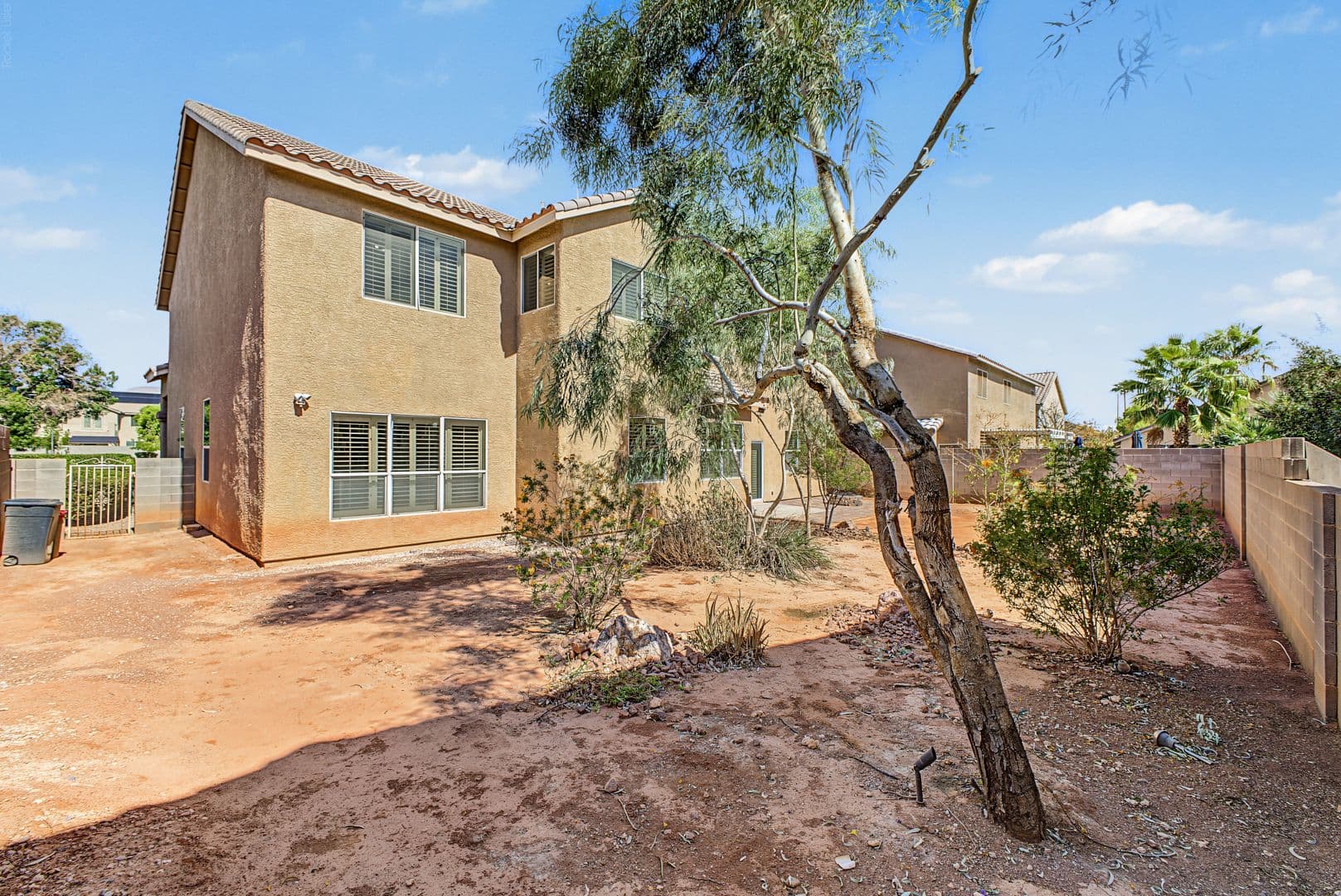 LAS VEGAS House: 6125 MARKLEHAM