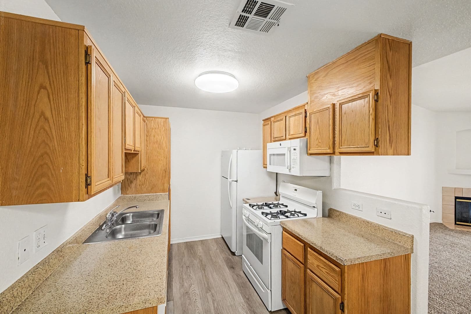 LAS VEGAS House: 4730 E CRAIG RD BLDG #16 UNIT #2096