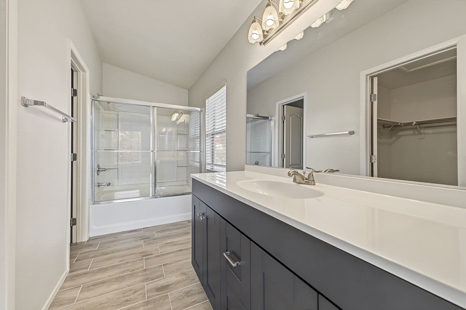 Henderson House: 6592 Strolling Plains Ln #101