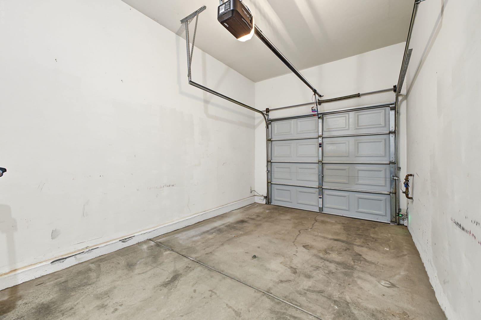 Henderson House: 6592 Strolling Plains Ln #101