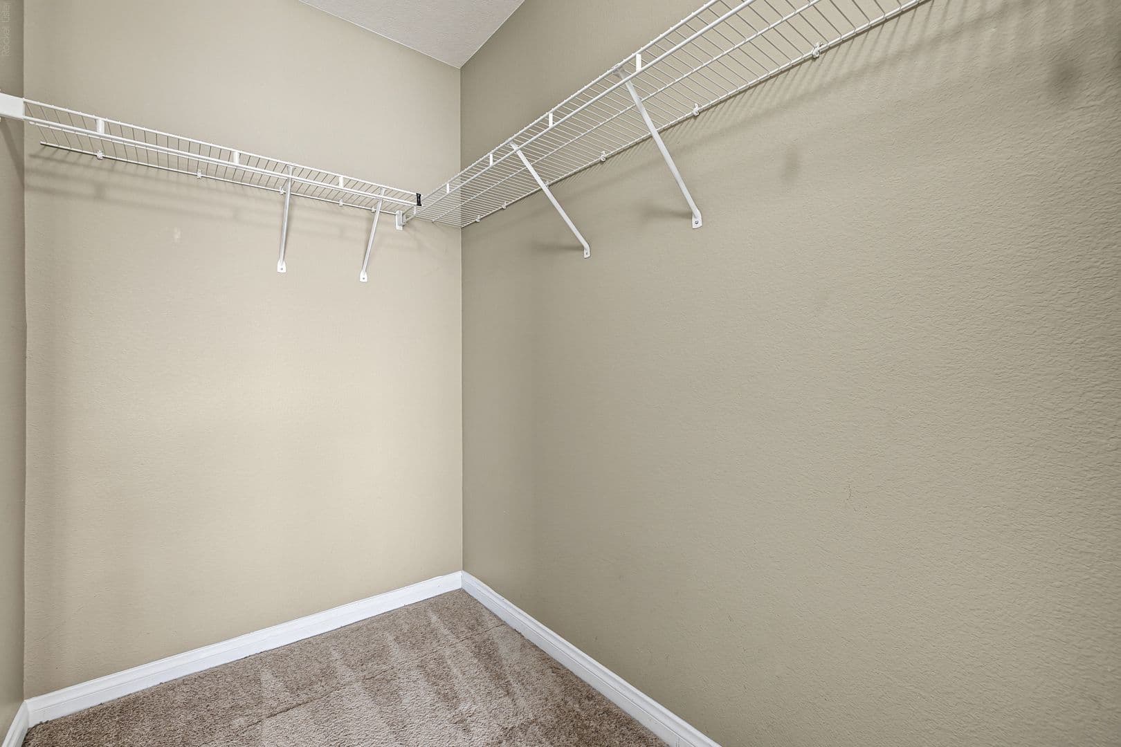 LAS VEGAS House: 6955 N DURANGO #3082