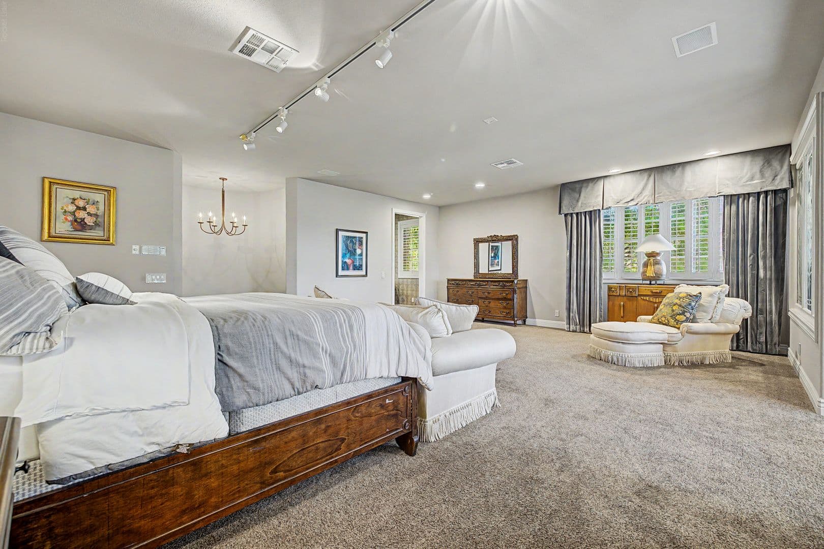 LAS VEGAS House: 1105 BROADMOOR AVE