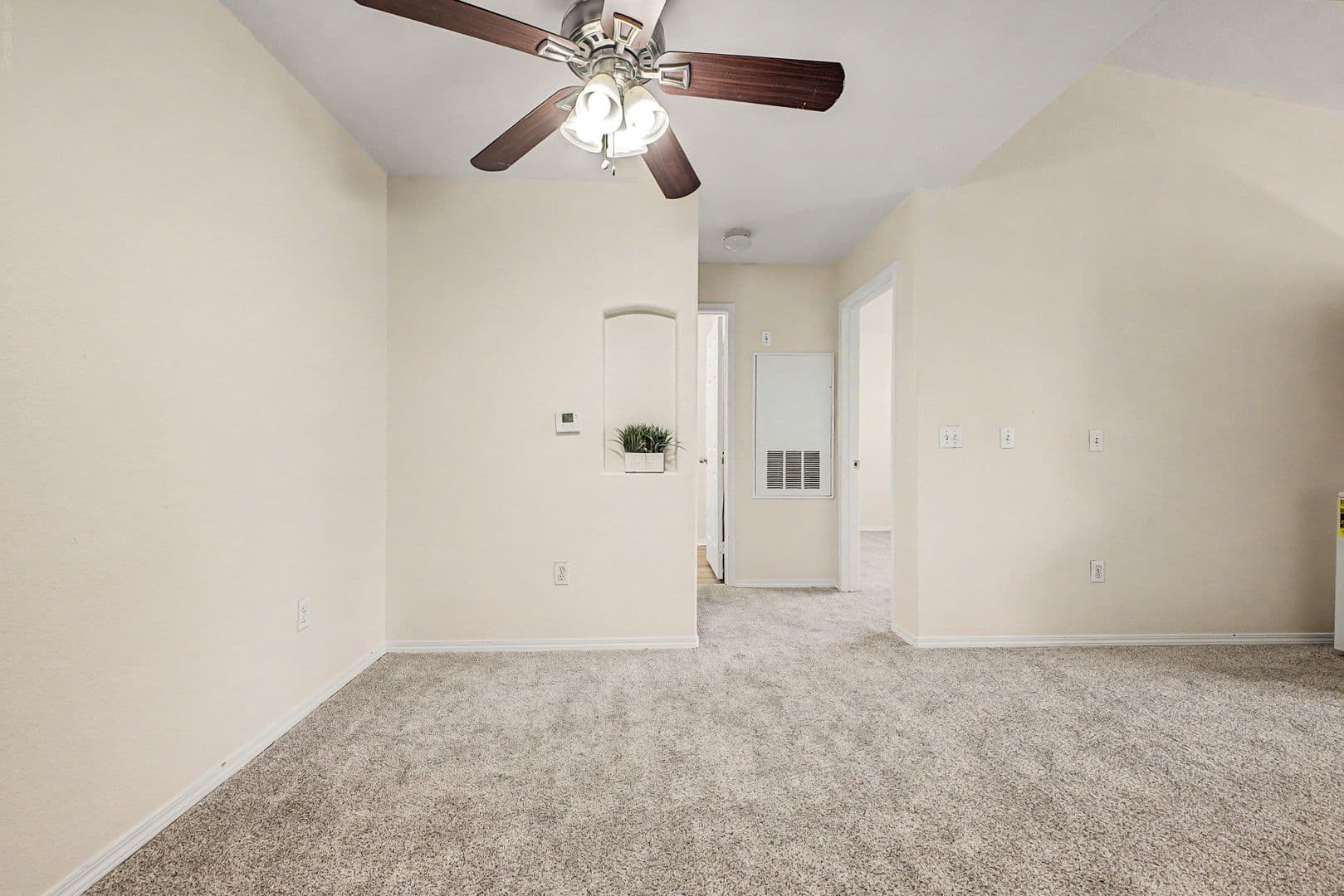 LAS VEGAS House: 4730 E CRAIG RD BLDG #5 UNIT #2029