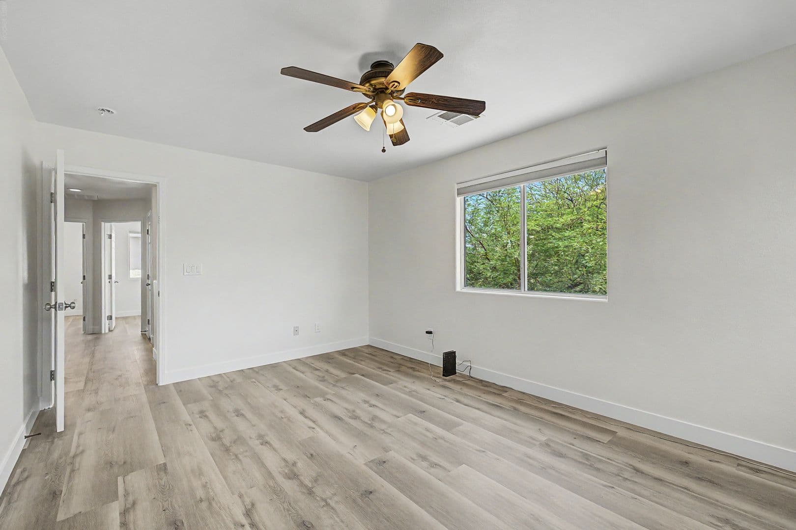 LAS VEGAS House: 8168 NEW LEAF AVE