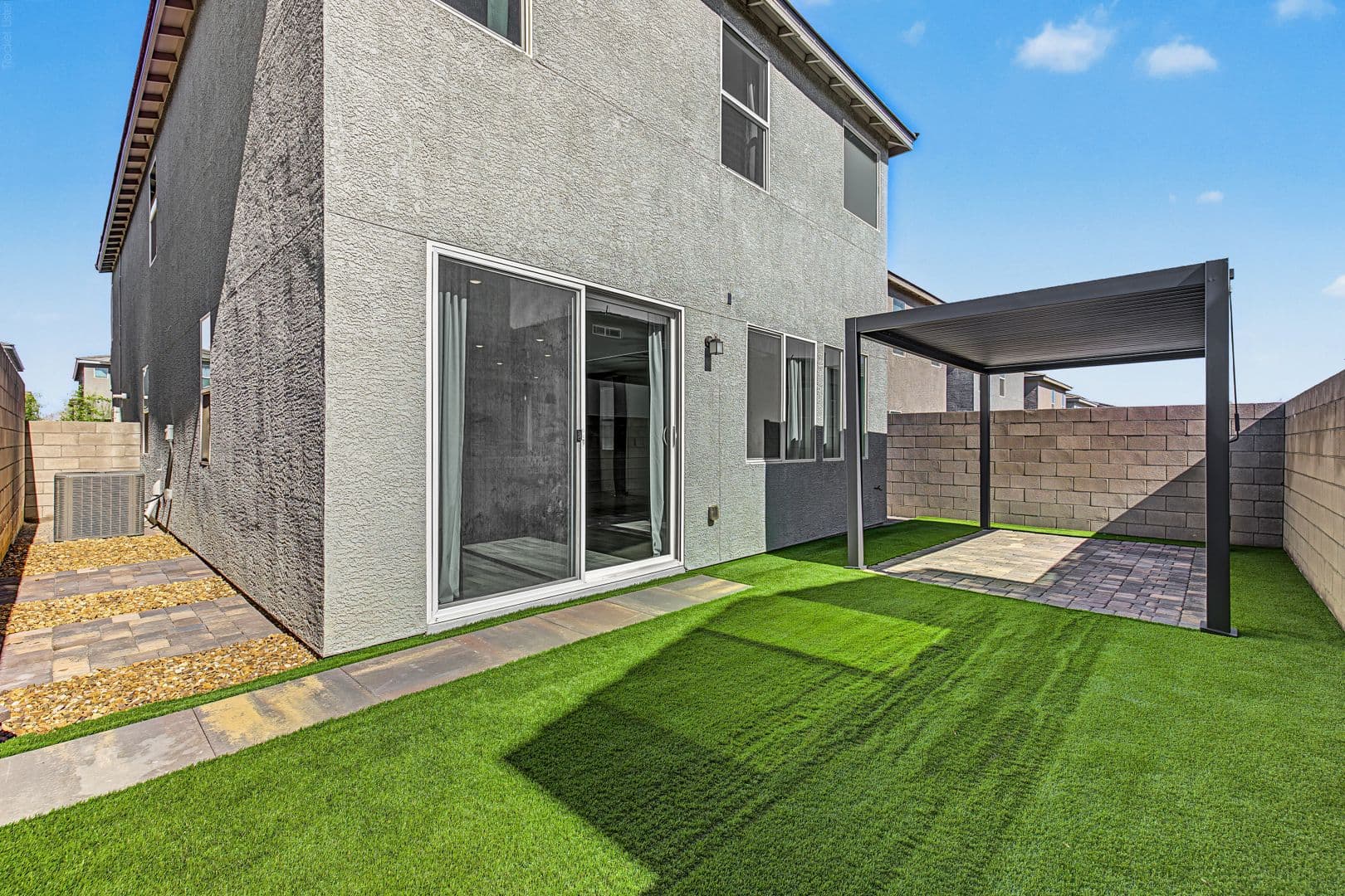 Las Vegas House: 10207 Canyon Mantle St