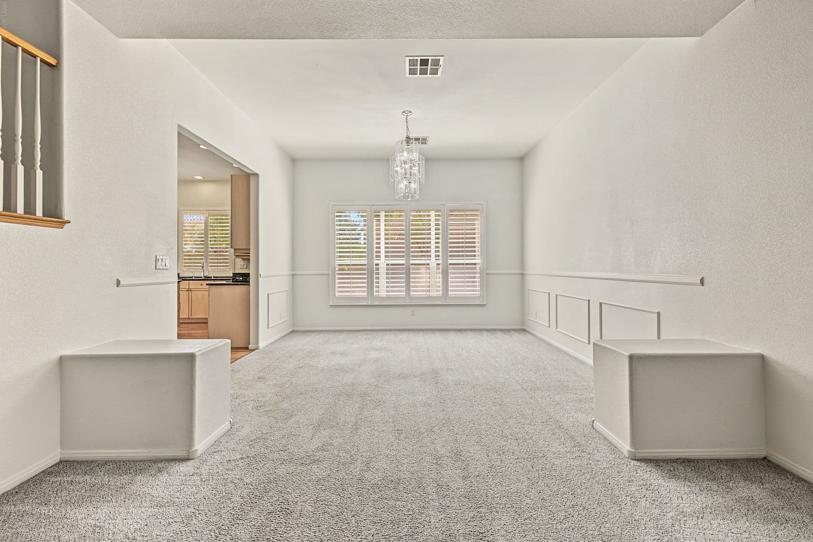 LAS VEGAS House: 6125 MARKLEHAM