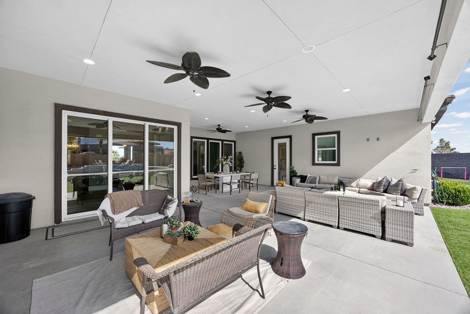 Las Vegas House: 5865 Egan Crest Dr