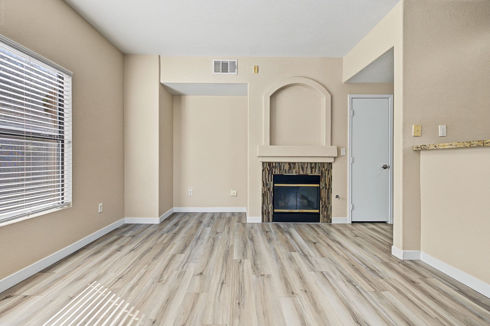 Las Vegas House: 8250 North Grand Canyon #2149