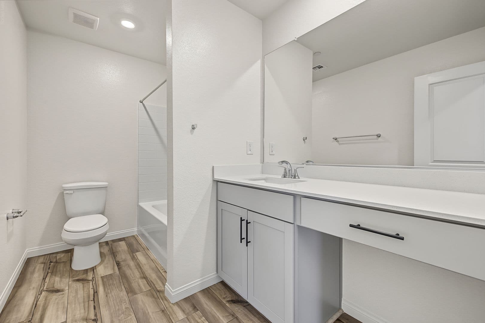 Las Vegas House: 10207 Canyon Mantle St