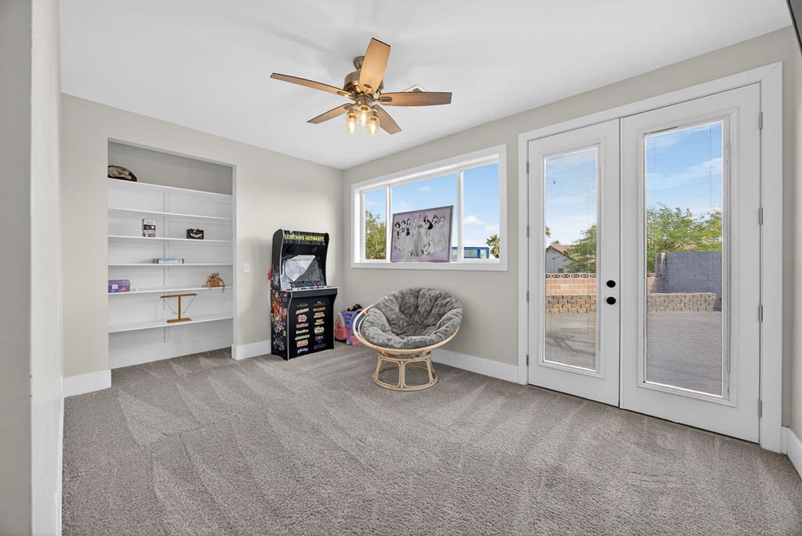 Las Vegas House: 5865 Egan Crest Dr