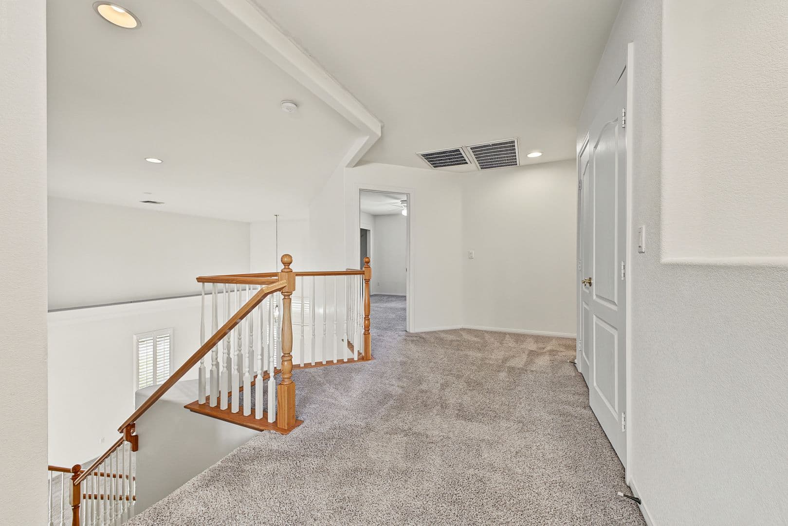 LAS VEGAS House: 6125 MARKLEHAM