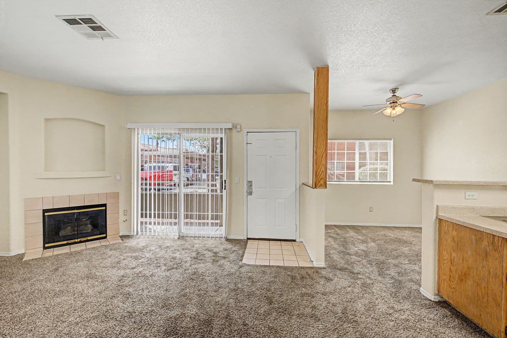 LAS VEGAS House: 4730 E CRAIG RD BLDG #16 UNIT #1091