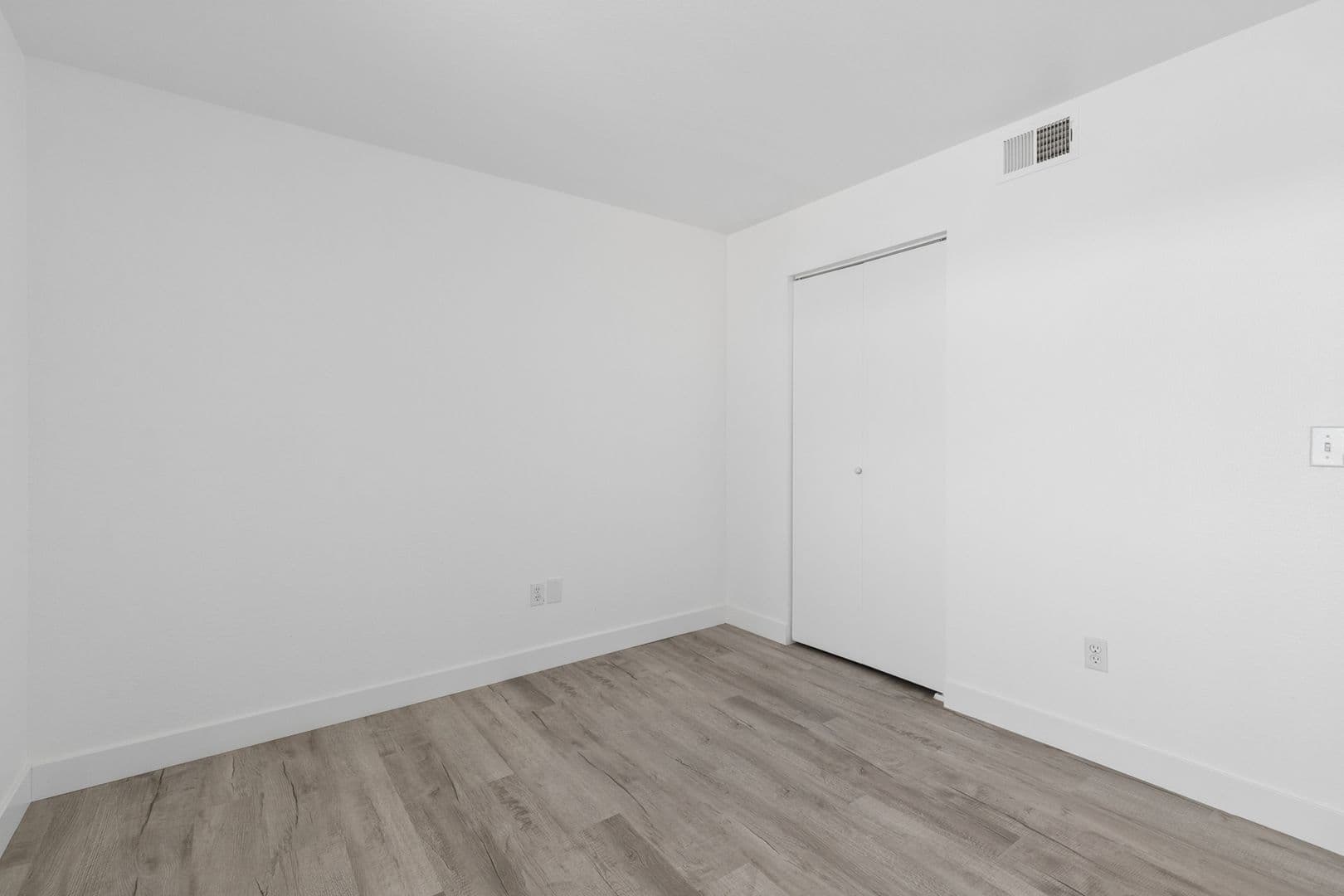 Las Vegas House: 7885 West Flamingo #2152