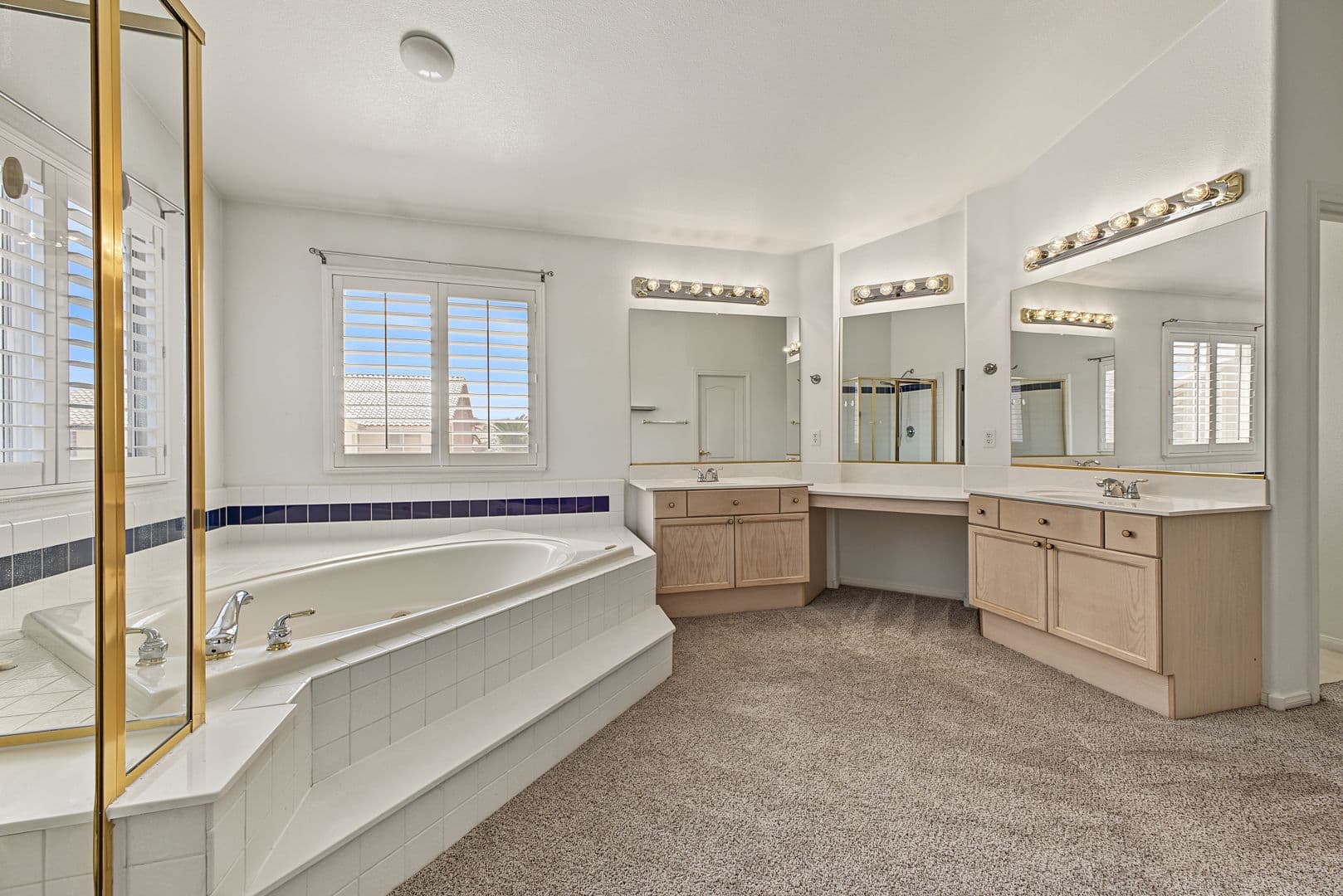 LAS VEGAS House: 6125 MARKLEHAM