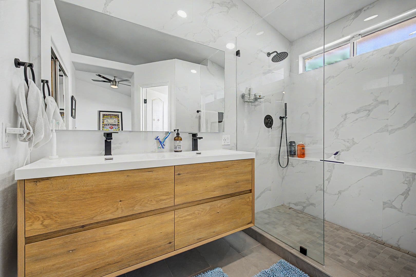 HENDERSON House: 679 SCENIC TIERRA LN