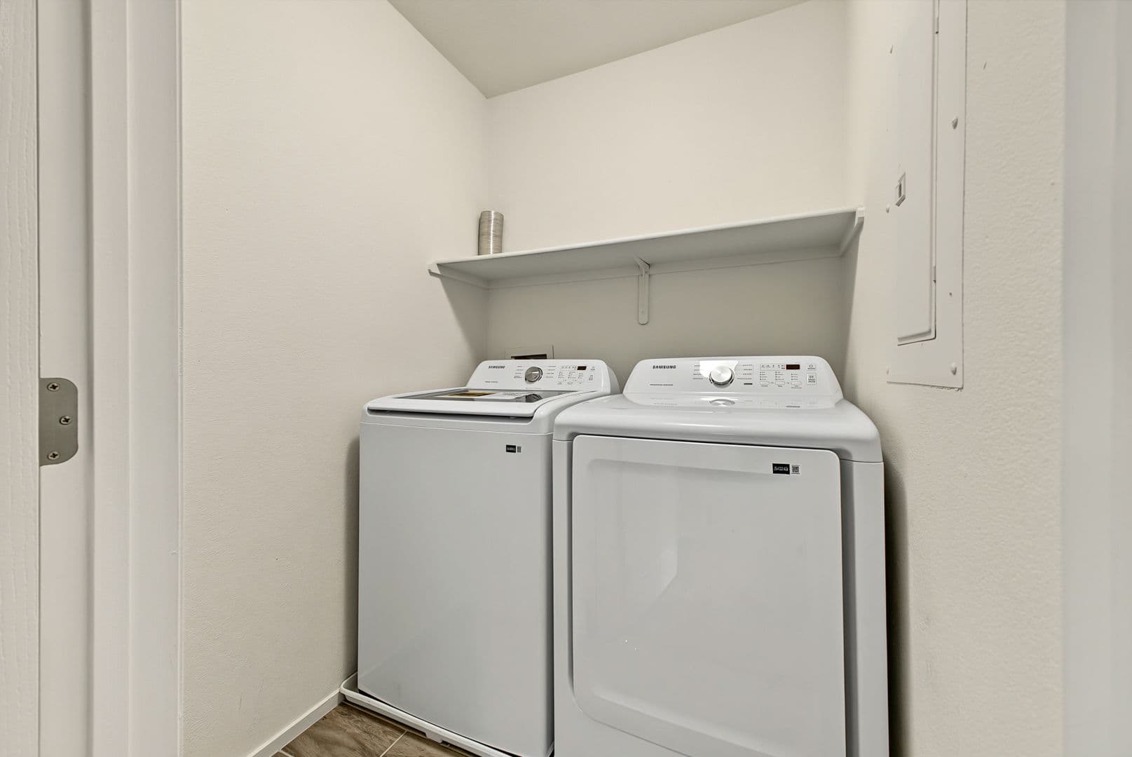 Henderson House: 6592 Strolling Plains Ln #101