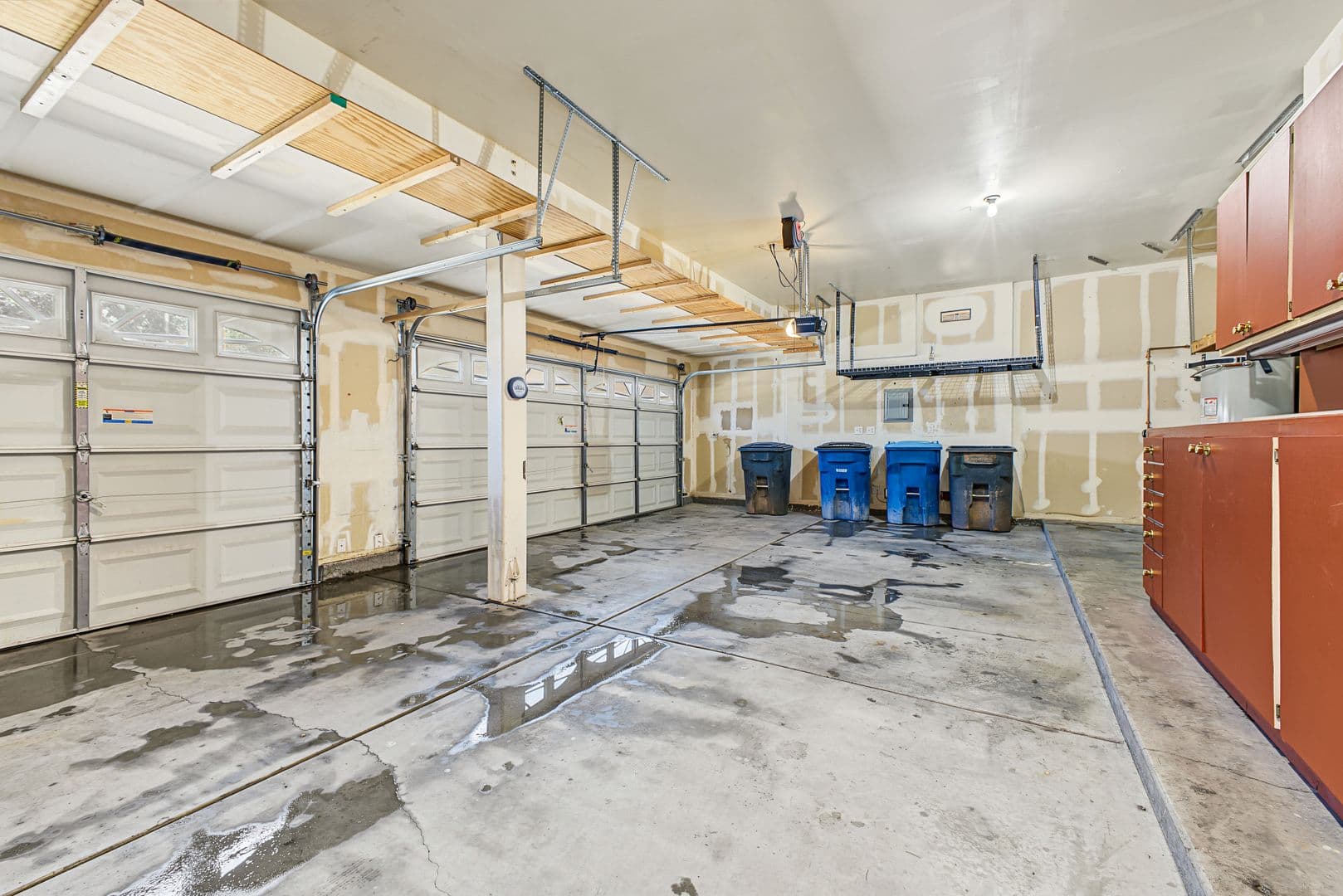 LAS VEGAS House: 6125 MARKLEHAM
