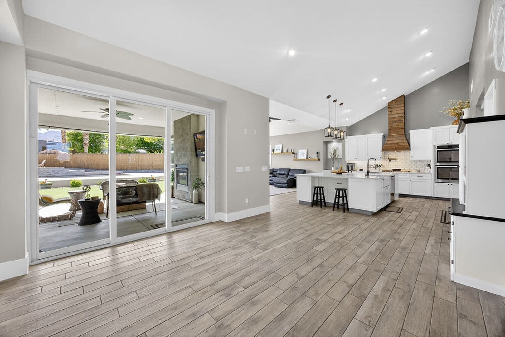 Las Vegas House: 5865 Egan Crest Dr