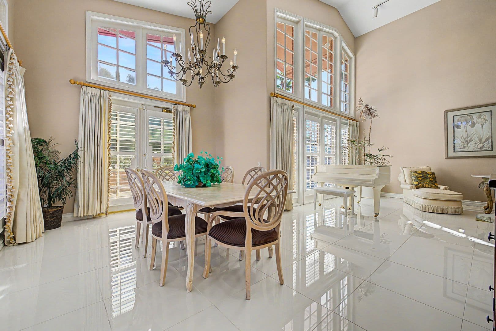 LAS VEGAS House: 1105 BROADMOOR AVE